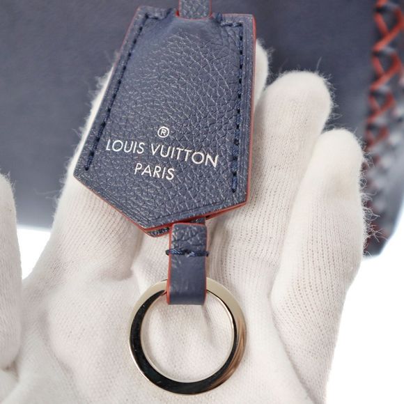 Louis Vuitton LockMe Hippo Shoulder Bag Grain Calf Leather Marine Rouge Navy - Picture 12 of 16